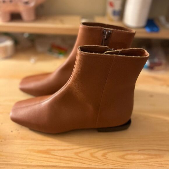 Linea PAOLO Rad ankle boots booties shoes Cognac Womens Size 4.5 New Without Box - Picture 1 of 10